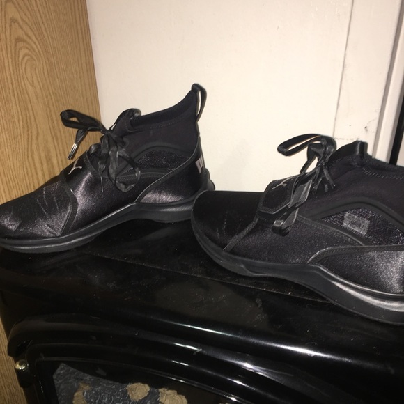 Puma high top breathable shoes - Picture 2 of 5